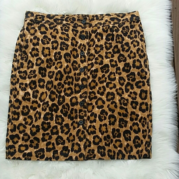 Ralph Lauren Dresses & Skirts - Ralph Lauren Leopard Print skirt